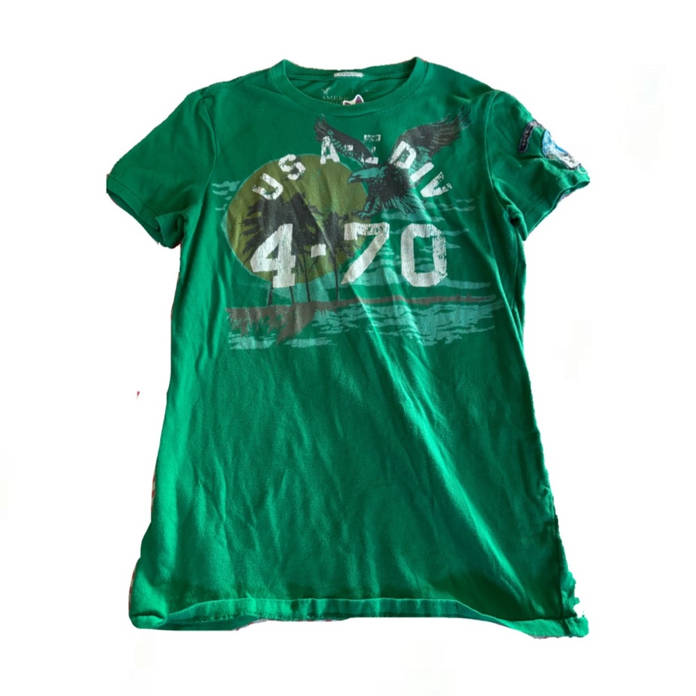 American Eagle Outfitters Green Graphic Tee